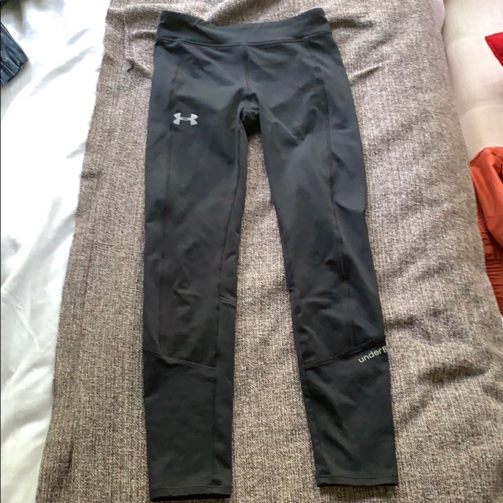 Under armour black leggings